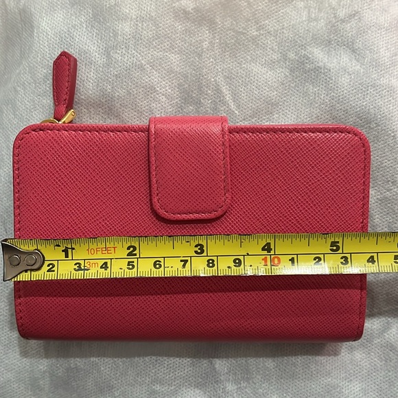 PRADA ✨🌷 Pink Saffiano Leather Wallet - Picture 9 of 10